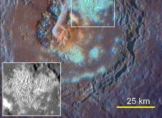 Merkurius märkliga hålor. Foto: NASA/MESSENGER