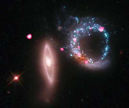 Foto: X-ray: NASA/CXC/MIT/S.Rappaport et al, Optical: NASA/STScI