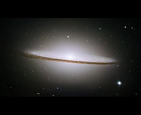 Sombrero-galaxen enligt HST/ESA!