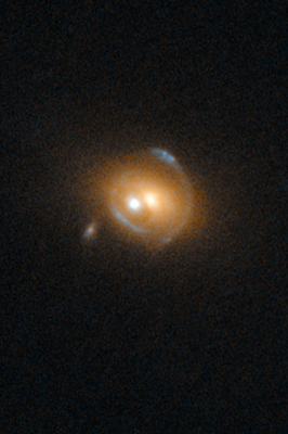 Exempel på quasarlins. Foto: ESA/NASA/HST/Frederic Courbin