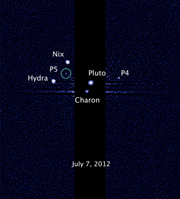 Pluto-månarna sedda av HST 7 juli 2012. Foto: HST/ESA/NASA