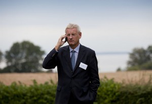 Carl Bildt håller koll även på stjärnhimmeln. Foto: Gunnar Menander/UD