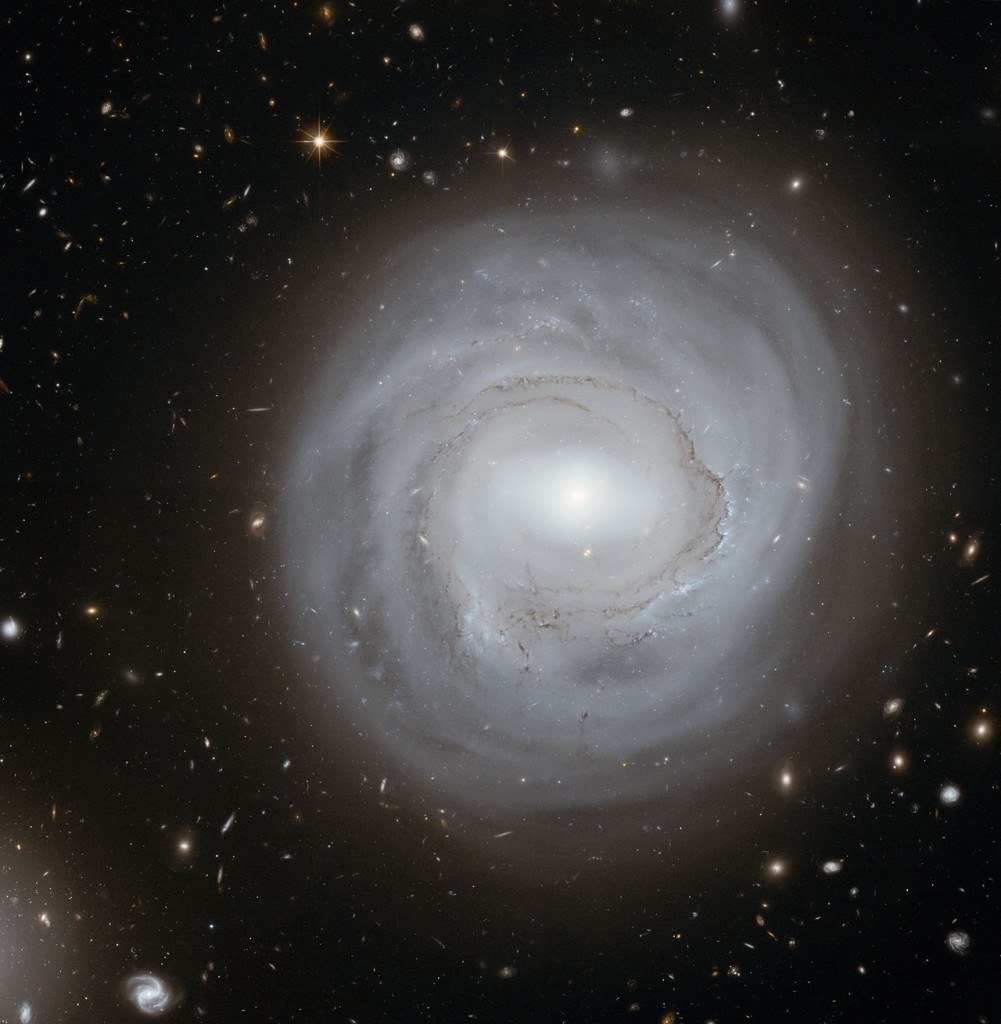 Bildkälla: Hubble Legacy Archive, ESA, NASA