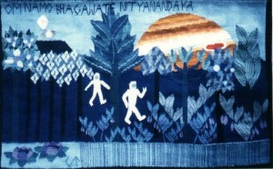 Textil med astronomimotiv av Tora Greve.