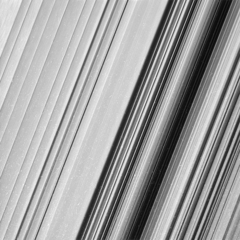 PIA21058_modest